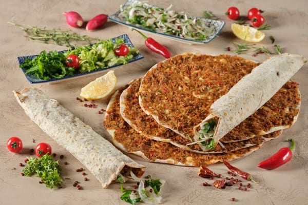 Lahmacun & Pide — Kardeşler Kebap